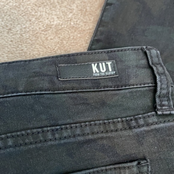 EUC - KUT from the Kloth Connie ankle skinny jeans - camo size 10 - Picture 4 of 6